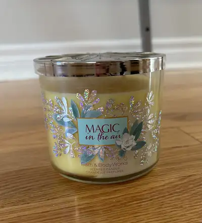 Bath and Body Works Candle Magic in the Air, View more