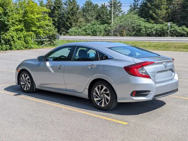 2017 Honda Civic EX538448275042488322