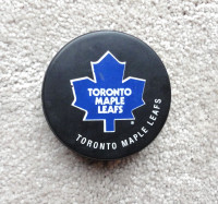 Toronto Maple Leafs Darryl Sittler 27 Hockey Puck