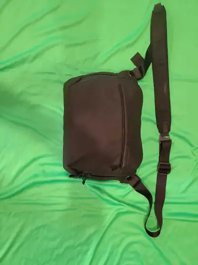 Peak Design 6L Every Day Sling, View more