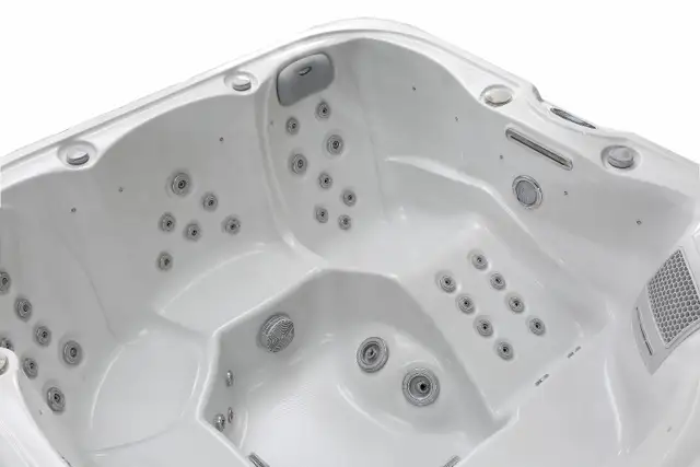 Deal On! New 6 Person Spas-56 Jets-Fully Loaded-Free Delivery KI in Hot Tubs & Pools in Kitchener / Waterloo - Image 8