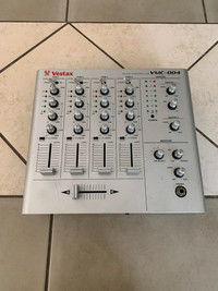 Vestax vmc004 4 channel mixer 