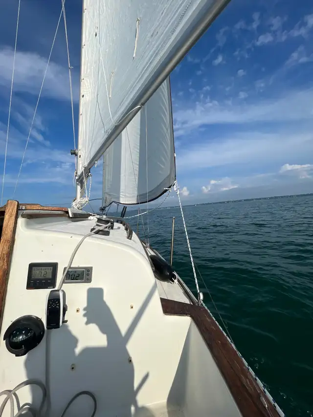 Bayfield 23/25 with heavy duty trailer in Sailboats in St. Catharines - Image 7