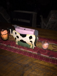 DECORATIVE COW NAPKIN HOLDER OR FOR USTENSILS