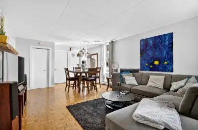 Appartement 4 1/2 lumineux et spacieux à Laval des rapides (H7N 3S7). 2 chambres à coucher et une ai...