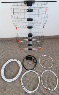 TV Antennas Direct DB4-E UHF and VHF and Amp - Cable included.