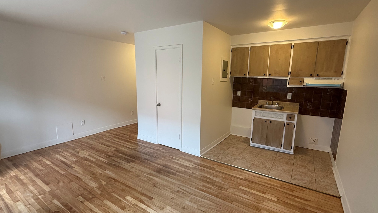 Logement 1 et ½ dans le Sud-Ouest de Montréal — photo 1