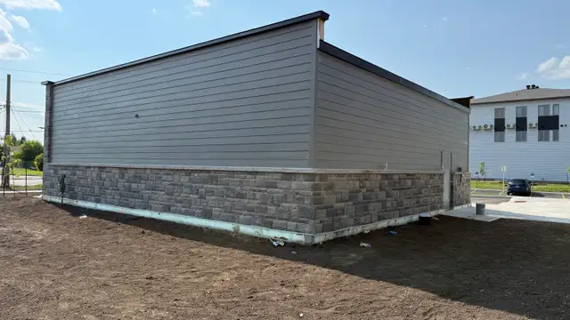 Siding Installers in Construction & Trades in Ottawa - Image 5