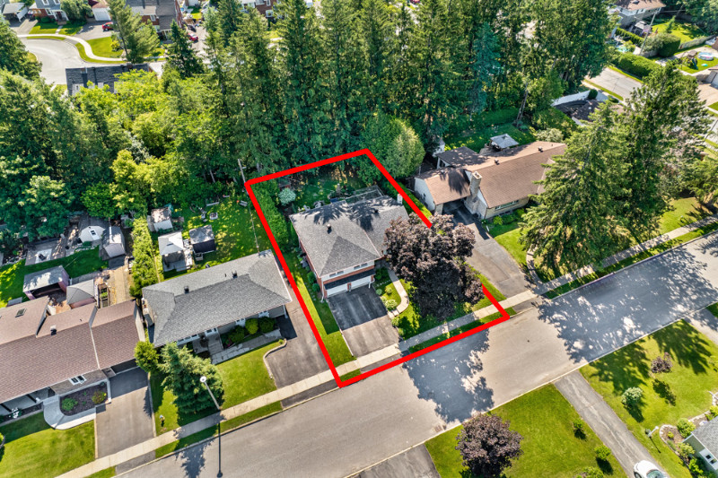 Bedard Real Estate Team 535 Thorne St, Hawkesbury Houses for Sale