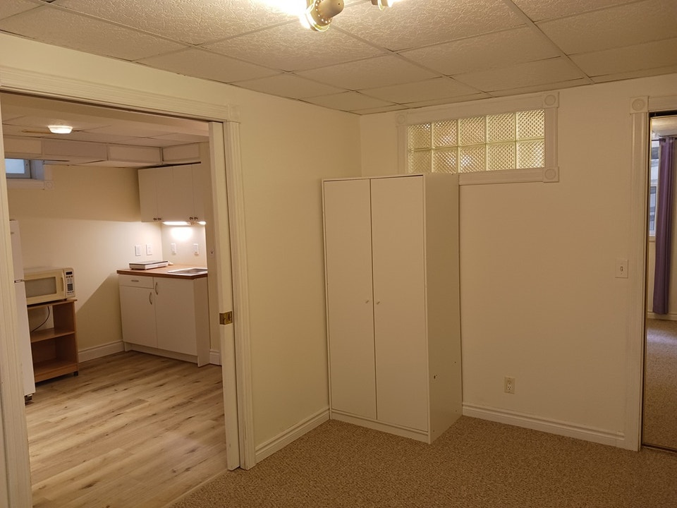 Basement for rent in Waterloo 5