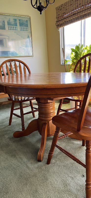 Dining room table in Dining Tables & Sets in Penticton - Image 3