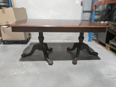 Antique Chippendale Dining Table with 3 leafs