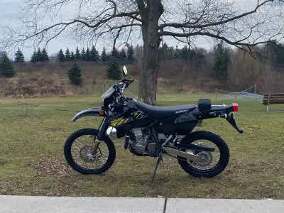 2023 Suzuki DRZ 400 like new condition only 2000 km has hand guards aftermarket exhaust & stock exha...