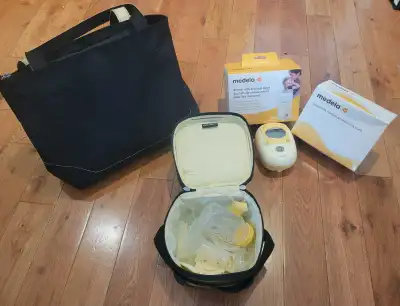Medela Freestyle Double Electric Breast Pump Set + Bag, View more