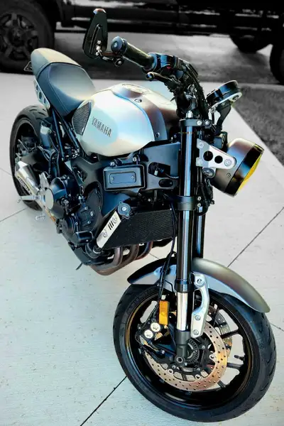 Selling my excellent condition MINT Yamaha XSR900. Tastefully modded with full HINDLE exhaust, sound...