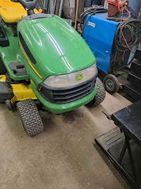 Johndeer riding lawnmower  la145  22hp. 