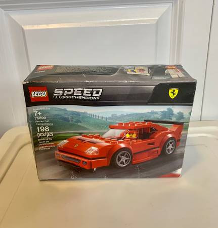 LEGO SPEED CHAMPIONS: Ferrari F40 Competizione 75890 in Toys & Games in Burnaby/New Westminster