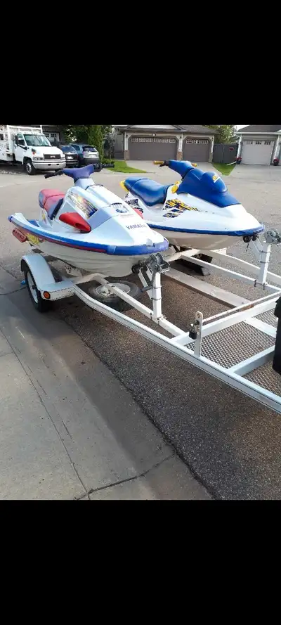 2 PWC w trailer 1995 yamaha waveraider 1100 ,very fast, 130hrs runs like new. $2500 1996 seadoo 720...