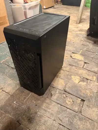 Corsair midtower pc case, View more