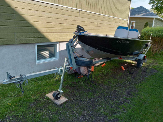 Bateau de pêche  dans Terrains à vendre  à Rimouski / Bas-St-Laurent - Image 2