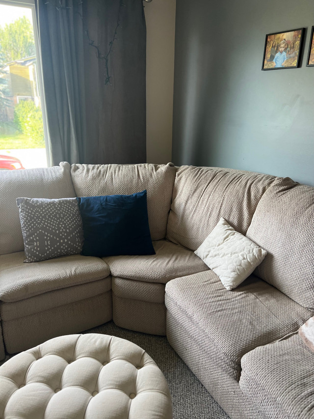Beige large sectional couch Couches & Futons Edmonton Kijiji