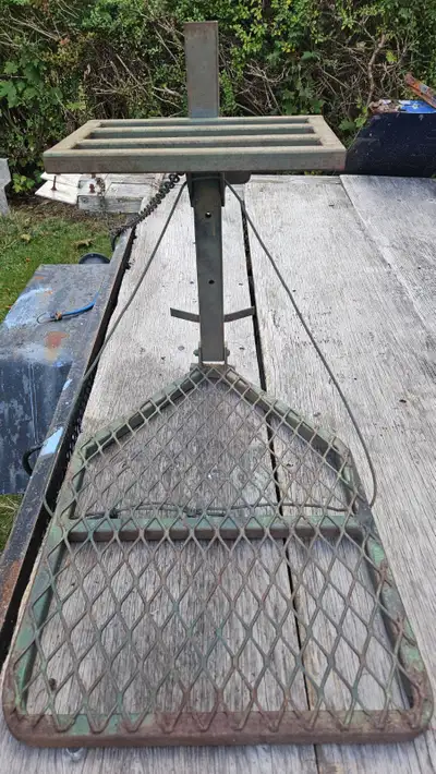 Tree stand, View more