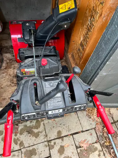 Troy-Bilt Snowblower – 26” – Very Good Condition, View more