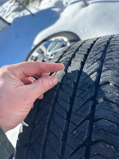 205/60R16 General Evertrek RTX all season tires on alloy rims. Lots of tread Came off Mitsubishi lan...