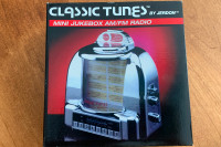 Mini Jukebox AM/FM radio