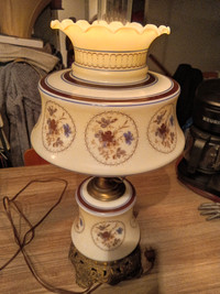 Lampe vintage 1973 QUOIZEL Abigail Adams Collection  impeccable 