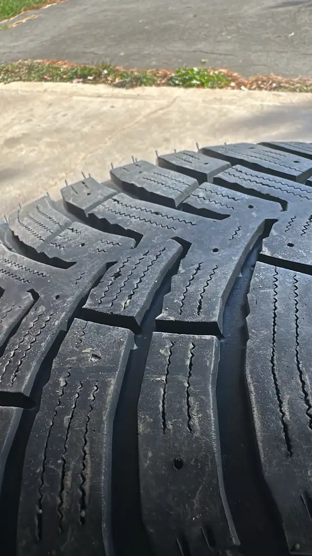 NEXEN 225/55/18 WINTER TIRES ON RIMS!  $550 OBO