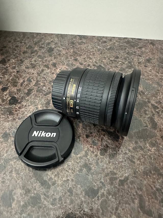 Nikon 10-20mm wide angle lens in Cameras & Camcorders in Red Deer - Image 3