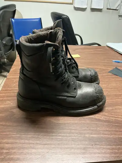 Red Wing Shoes 7 1/2, View more