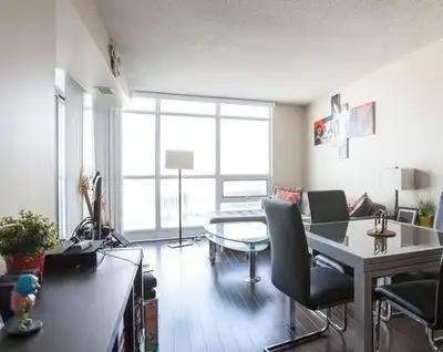 HotSpot 1+1 Waterfront Condo with Parking & Storage!