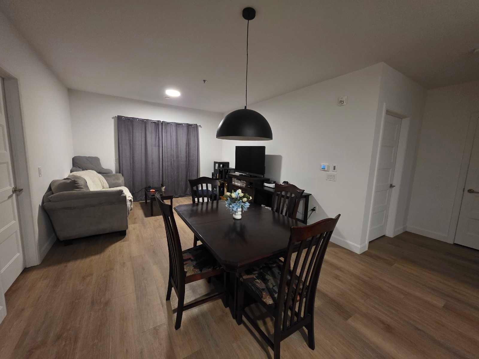 319 Rue Notre-Dame — photo 3