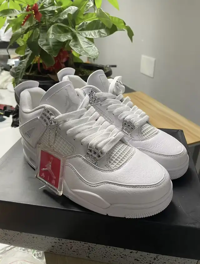 Jordan 4 Retro Pure Money  in Men's Shoes in Mississauga / Peel Region - Image 2