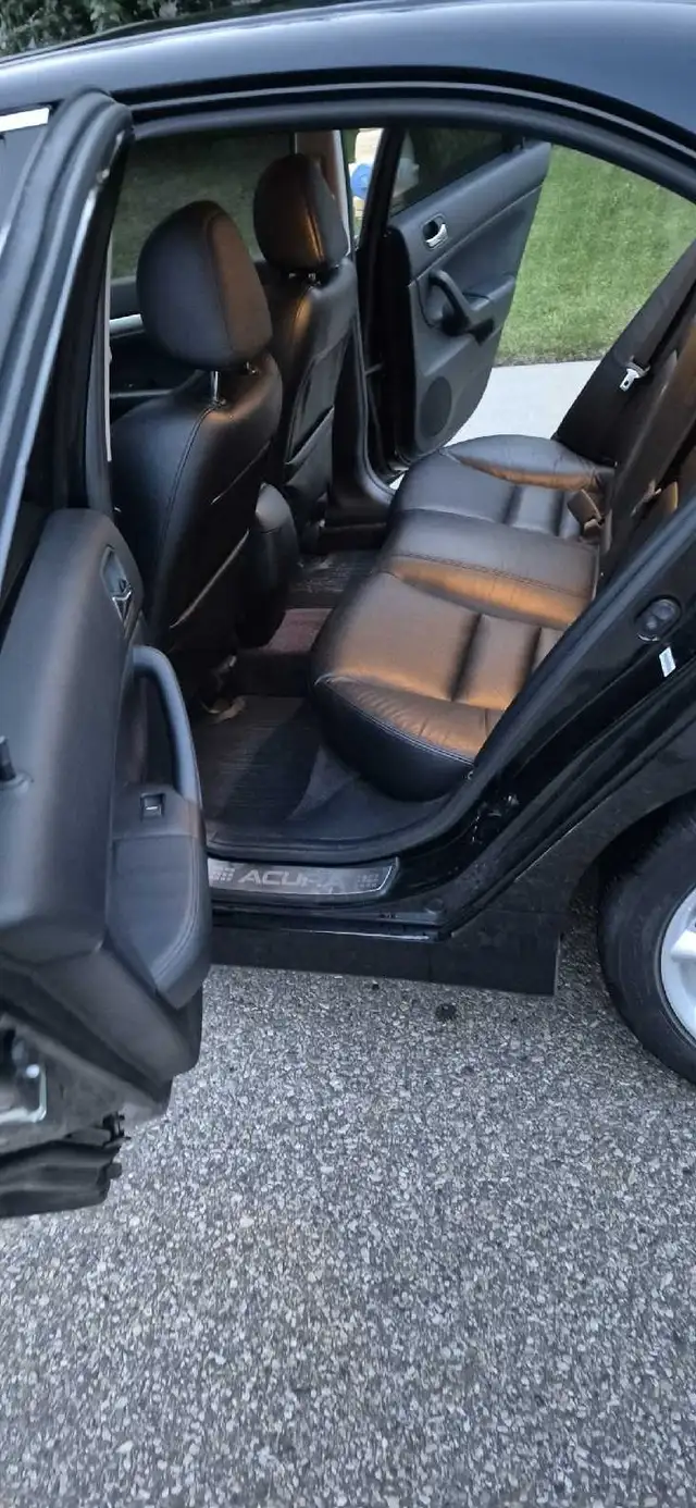 2006 Acura TSX (6 Speed MT) in Cars & Trucks in St. Albert - Image 9