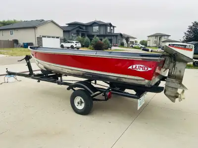Selling my 12’ Lund Rhino Tuff that I recently completed a full restoration on. This is not a boat t...