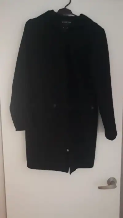 Manteau d'automne noir grandeur MEDIUM, View more