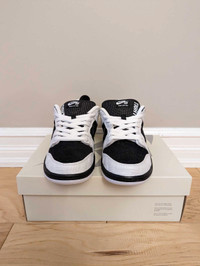 Dunk Low SB TIGHTBOOTH Size 10.5