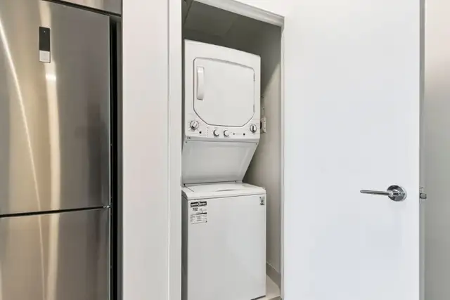 New 1 Bedroom + Den Condo Unit - For Lease (Uptown Oakville) in Long Term Rentals in Oakville / Halton Region - Image 10