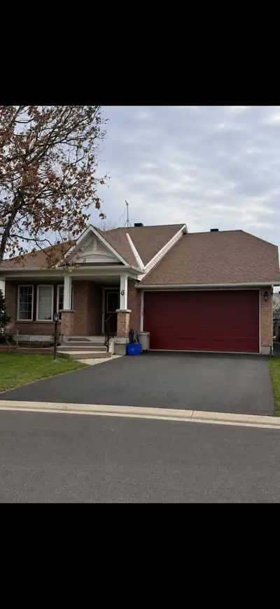 BUNGALOW – RARE OPPORTUNITY IN AN INCREDIBLE NEIGHBOURHOOD Walk through the front door and you're in...