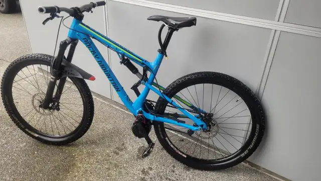 Rocky Mountain Thunderbolt BBSHD Commuter in Mountain in Victoria - Image 3