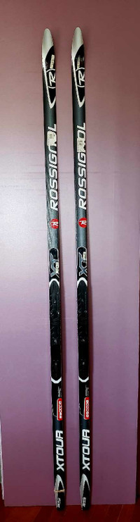 Rossignol XTour Cross Country Skis