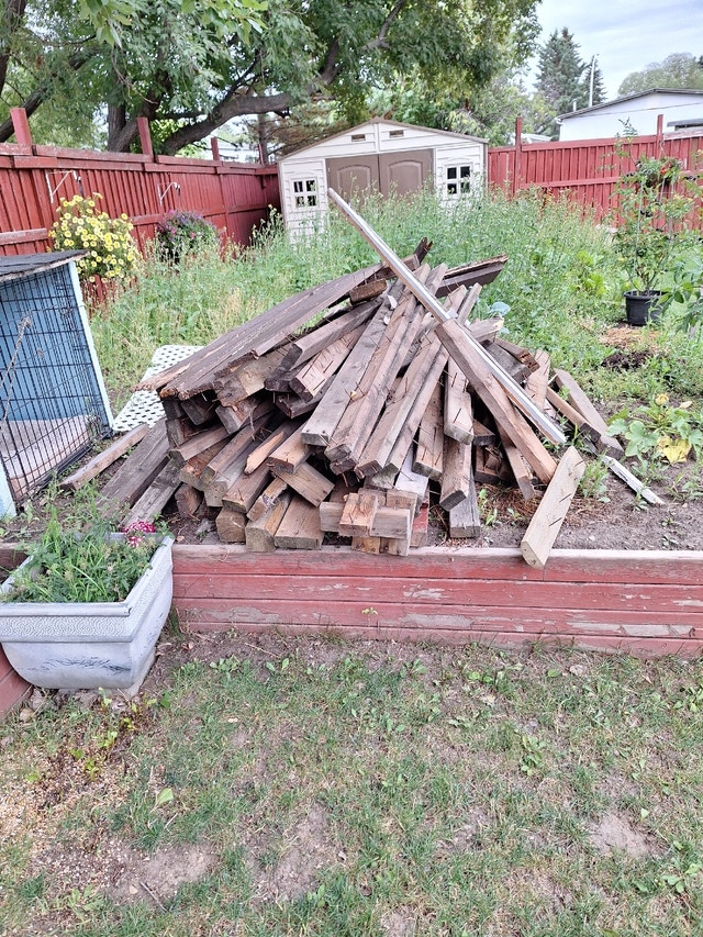 Free Lumber Free Stuff Red Deer Kijiji