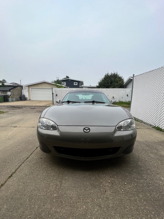Mazda Miata Mx-5 ** low kilometres in Cars & Trucks in Edmonton - Image 4