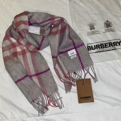 Burberry Scarf Brand New, View more
