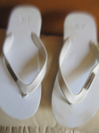 Giorgio Armani Flip Flops Sandals Brand New Mens 11 White