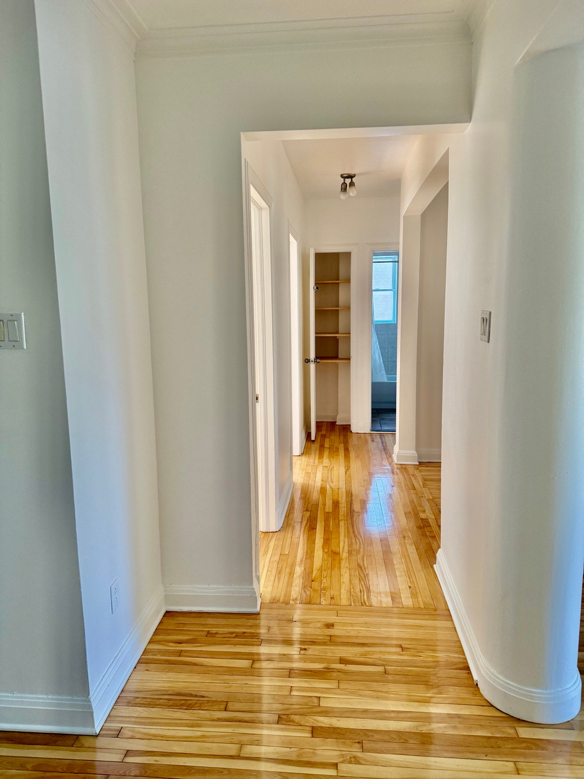 5001 Av. Rosedale — photo 3