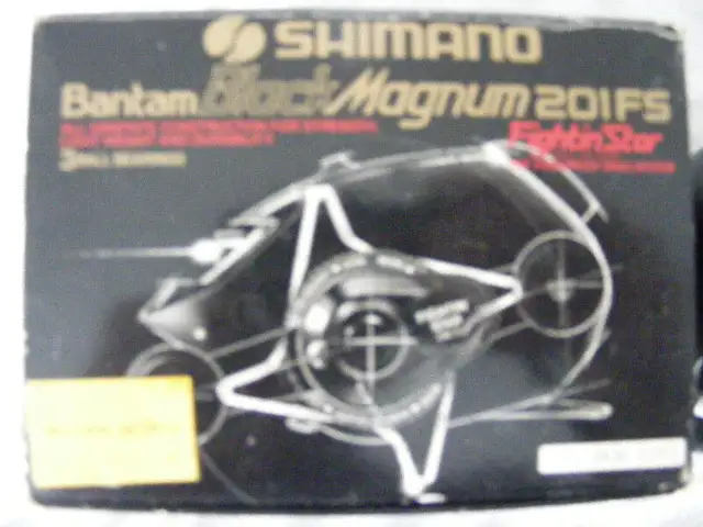 Shimano baitcast reel & rod in Fishing, Camping & Outdoors in Owen Sound - Image 3